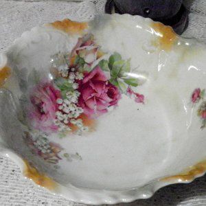 Vintage Bowl Large Porcelain Roses Floral SILESIEN Germany cottage core granny